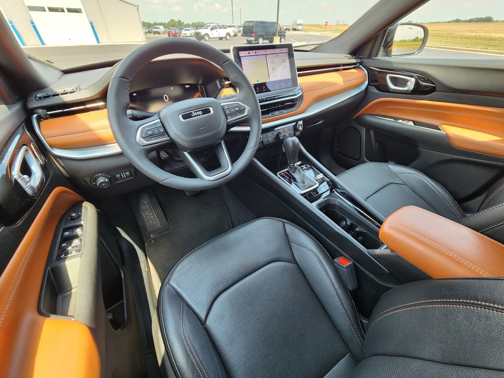 2024 Jeep Compass Limited - Photo 11