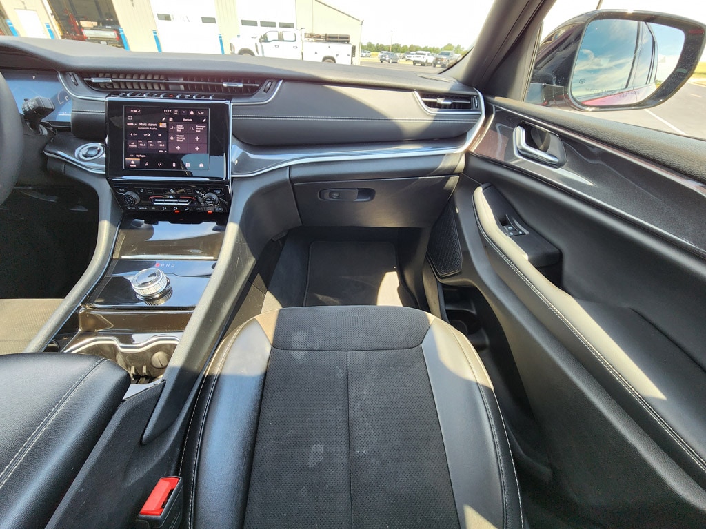 2023 Jeep Grand Cherokee Altitude - Photo 27