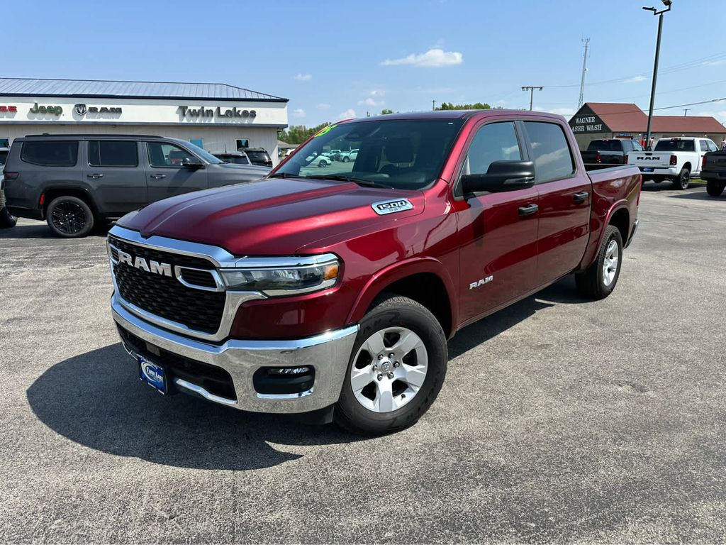 2025 RAM 1500 Big Horn Crew Cab 4WD