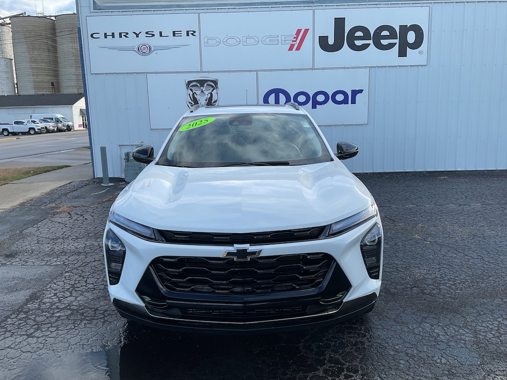 Used 2025 Chevrolet Trax ACTIV FWD ACTIV