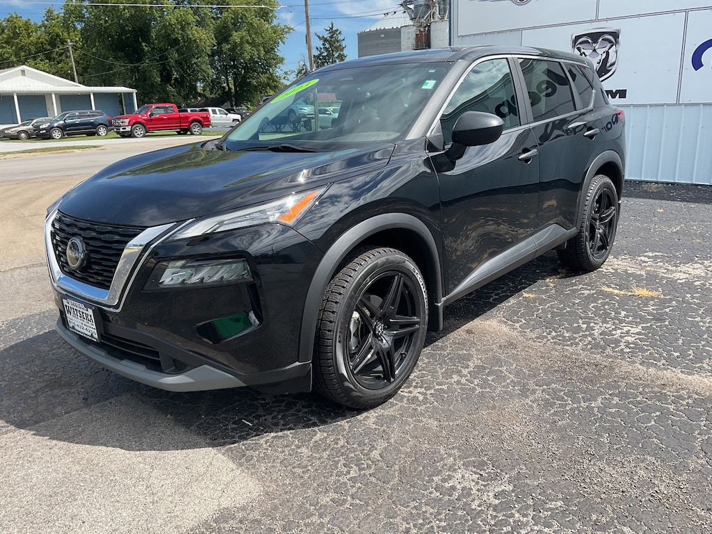 Used 2023 Nissan Rogue S FWD S