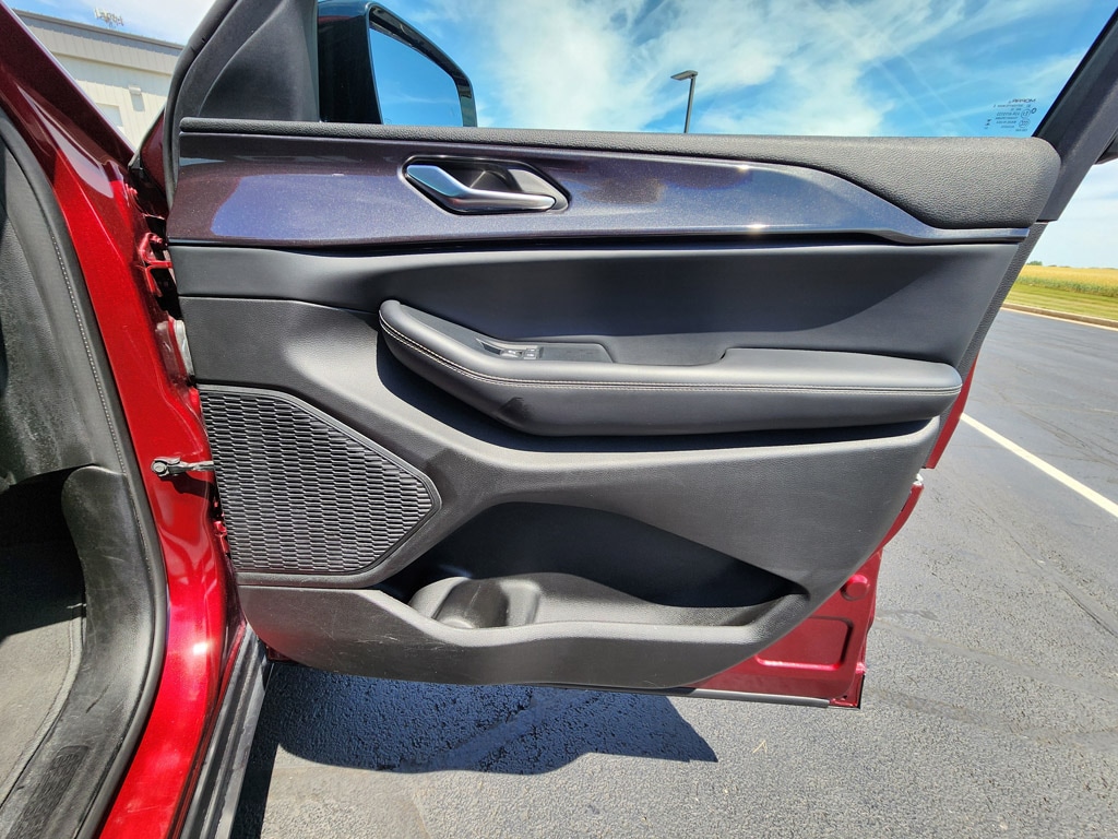 2023 Jeep Grand Cherokee Altitude - Photo 23