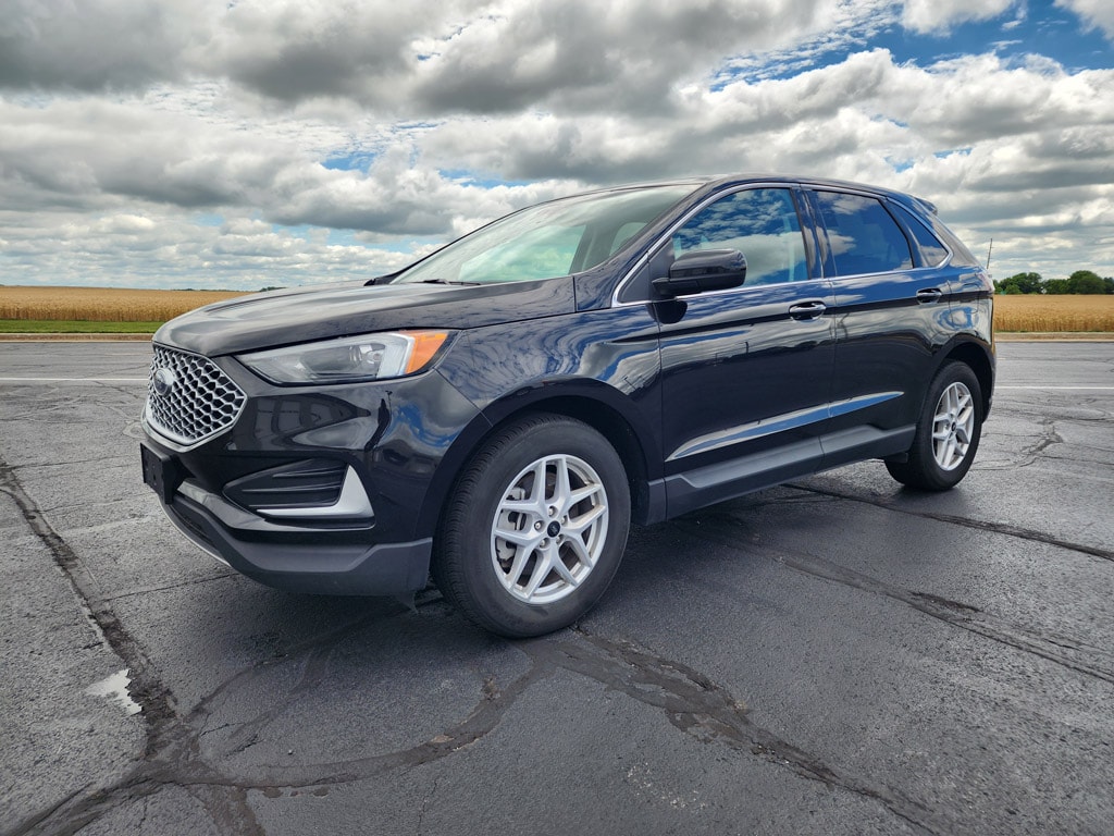Used 2024 Ford Edge SEL Sport Utility