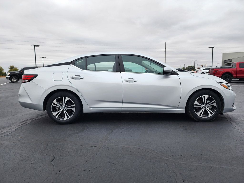 2022 Nissan Sentra SV photo 4