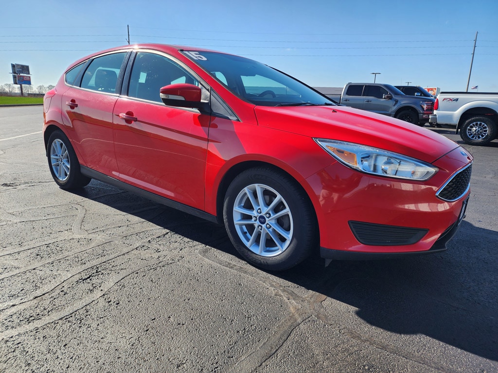 Used 2015 Ford Focus SE with VIN 1FADP3K22FL242282 for sale in Watseka, IL