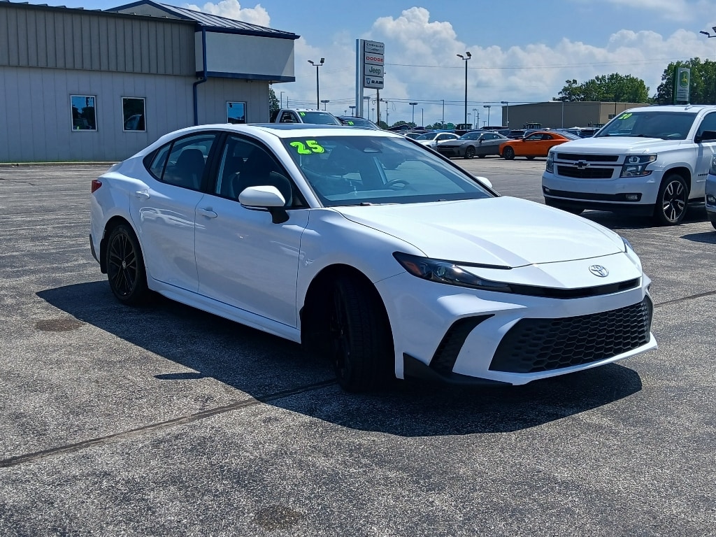 Used 2025 Toyota Camry Hybrid