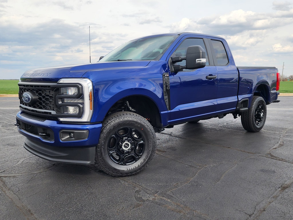 2026 Ford F-250 XL 4x4 SuperCab 8' Box's photo