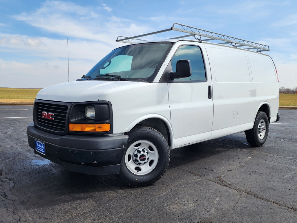 2017 GMC Savana 2500's photo