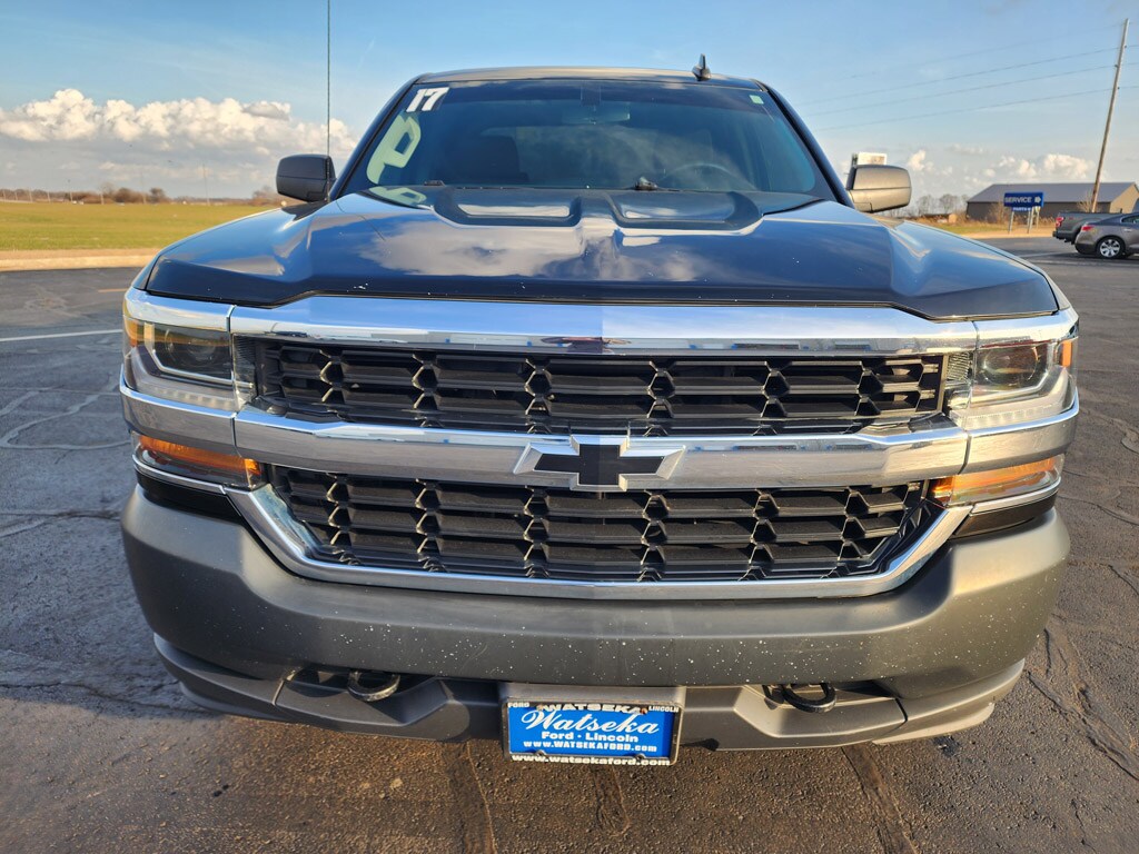 Used 2017 Chevrolet Silverado 1500 Work Truck 1WT with VIN 3GCUKNEH0HG514509 for sale in Watseka, IL