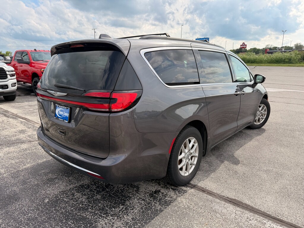 Used 2022 Chrysler Pacifica