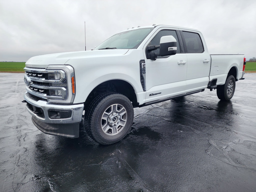 2023 Ford F-250 Lariat 4x4 Crew Cab 8' Box's photo