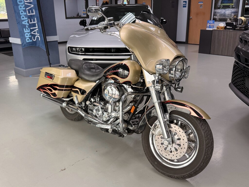 Used 2006 Harley-Davidson Flht