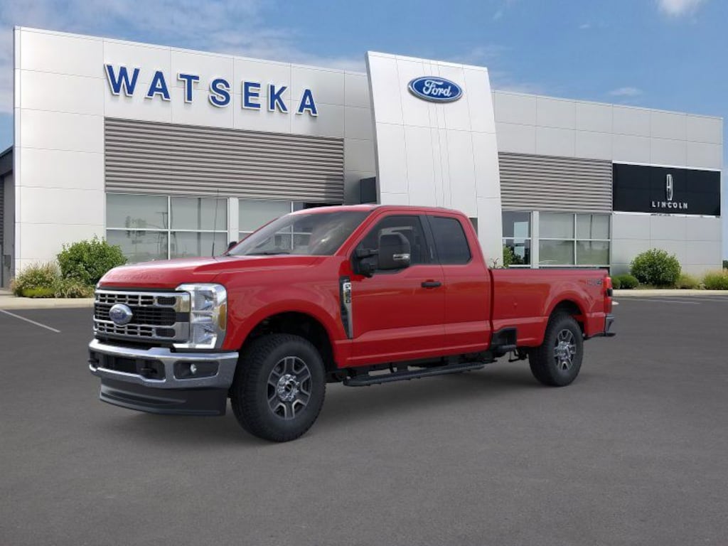 New 2025 Ford F-350 XLT Extended Cab