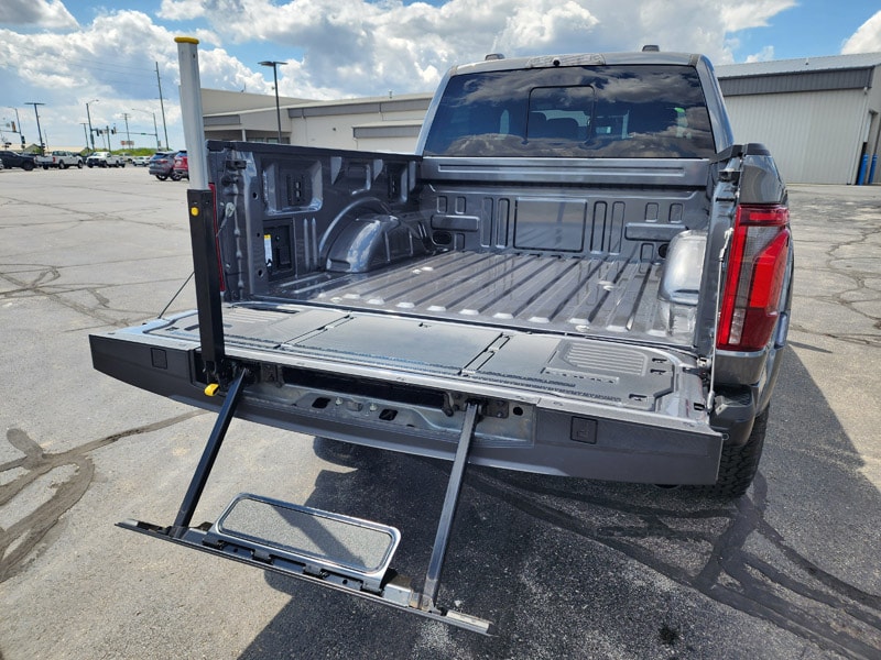 2025 Ford F-150 Raptor - Photo 7