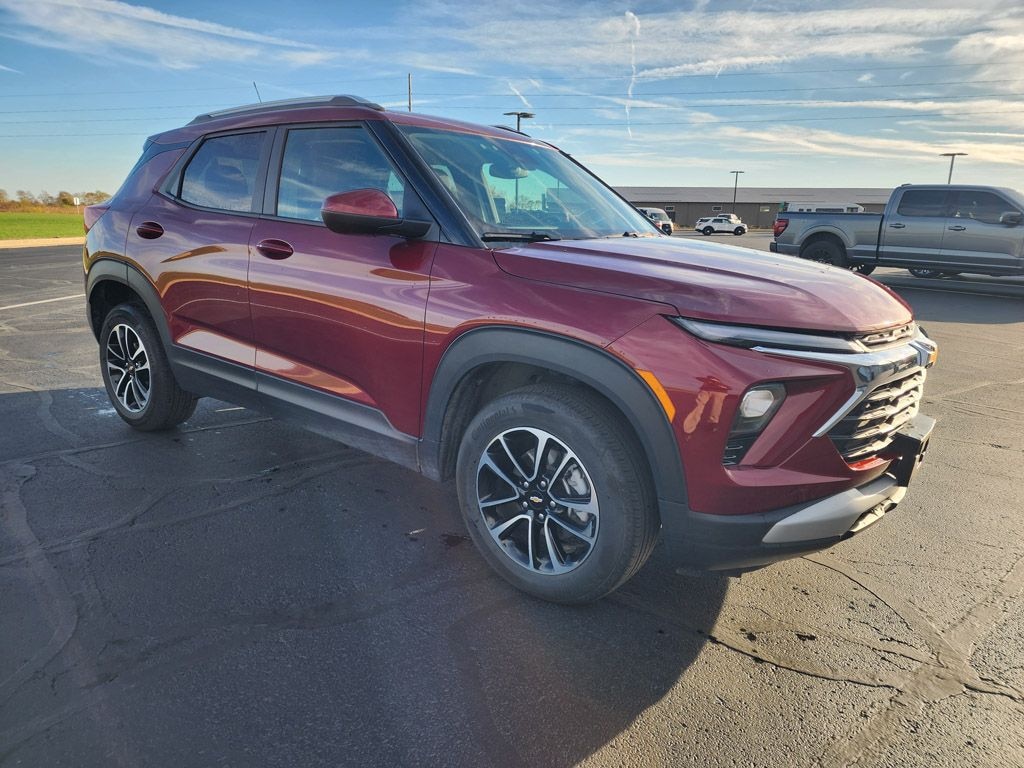 Used 2025 Chevrolet Trailblazer LT SUV