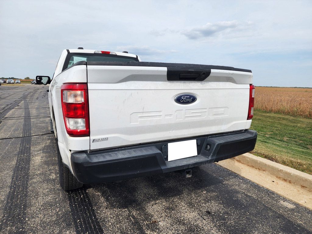 2022 Ford F-150 XL photo 3