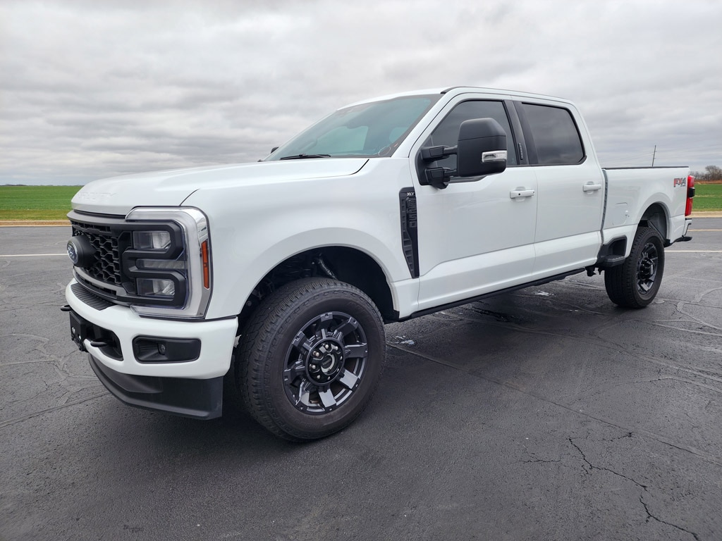2024 Ford F-250 Super Duty XLT's photo