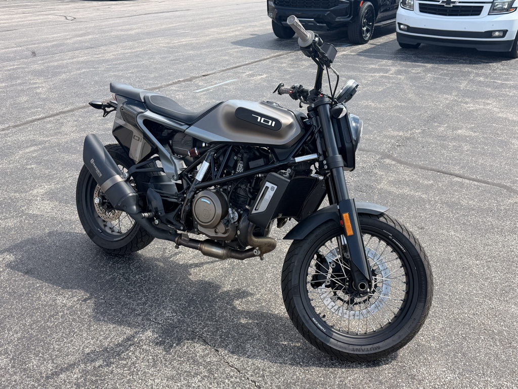 2020 Husqvarna Svartpilen 701