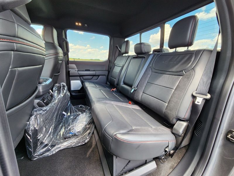 2025 Ford F-150 Raptor - Photo 15