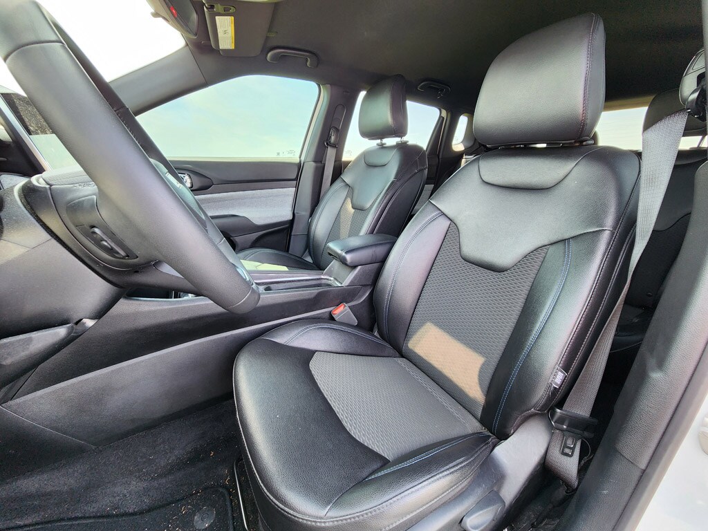 Used 2024 Jeep Compass Latitude SUV