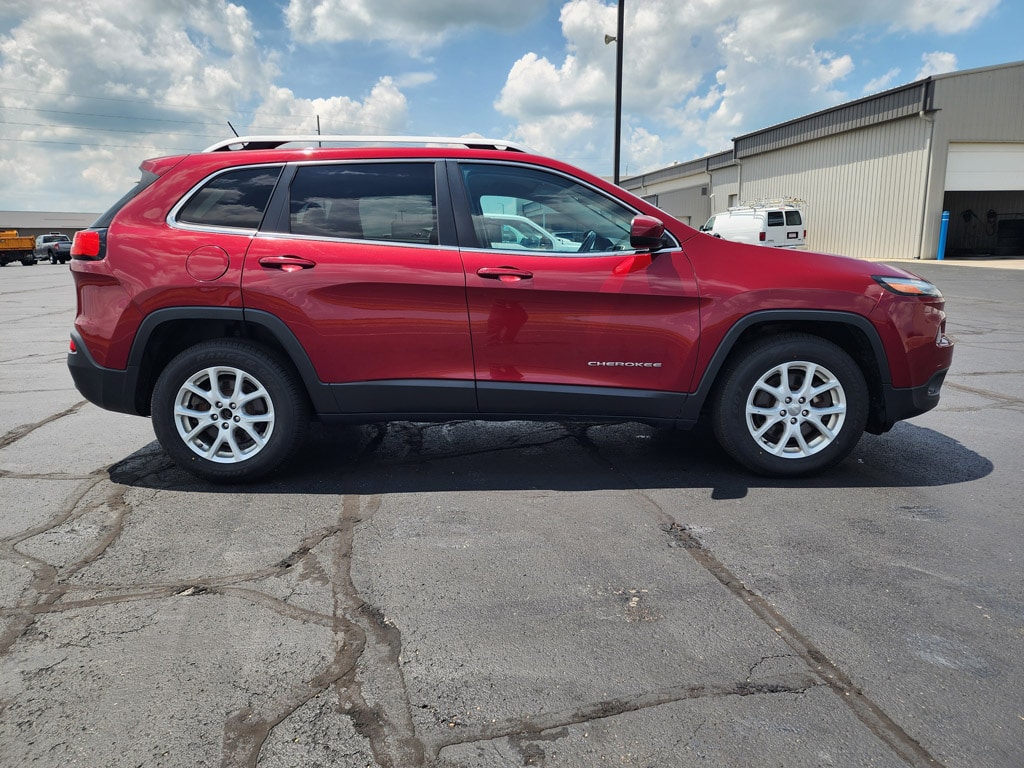 Used 2015 Jeep Cherokee Latitude SUV