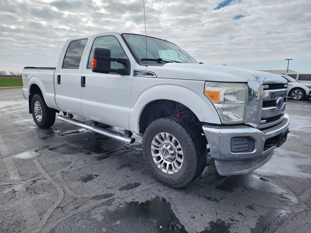 Used 2014 Ford F-250 Super Duty XLT with VIN 1FT7W2B61EEB53684 for sale in Watseka, IL