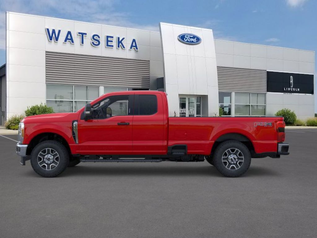 New 2025 Ford F-350 XLT Extended Cab