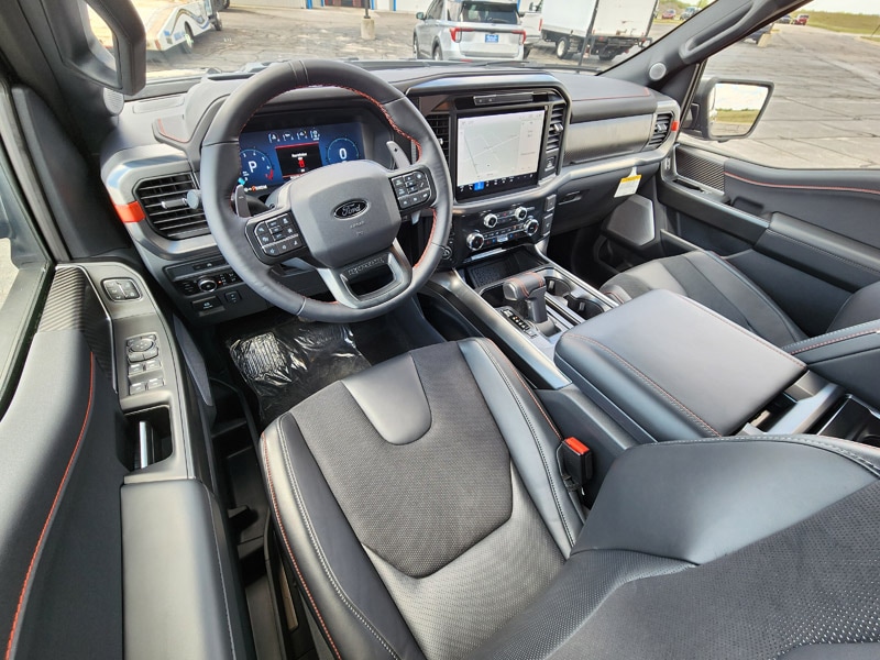 2025 Ford F-150 Raptor - Photo 11