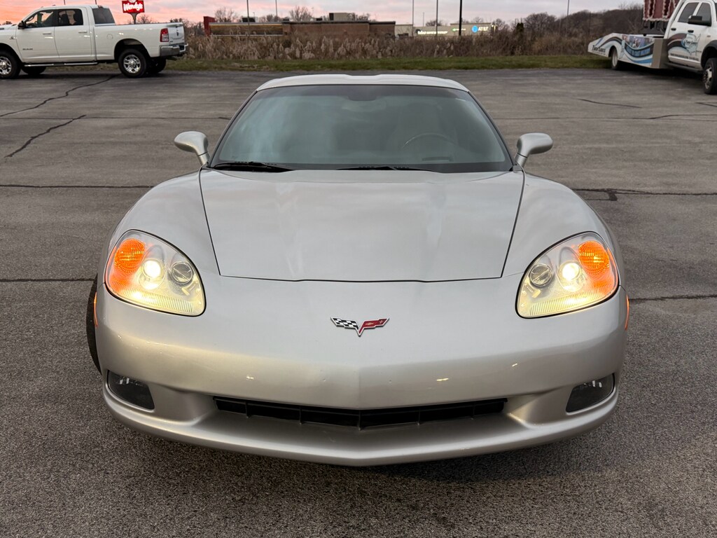 2008 Chevrolet Corvette Base Coupe photo 3