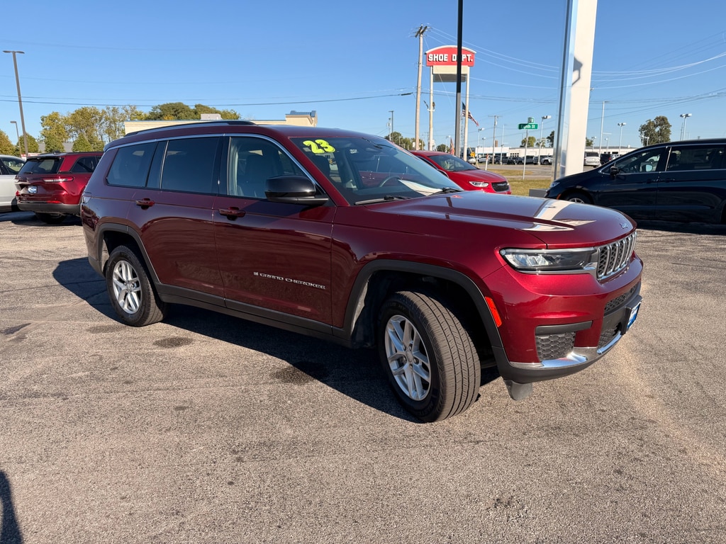 Used 2023 Jeep Grand Cherokee L Laredo 4x4