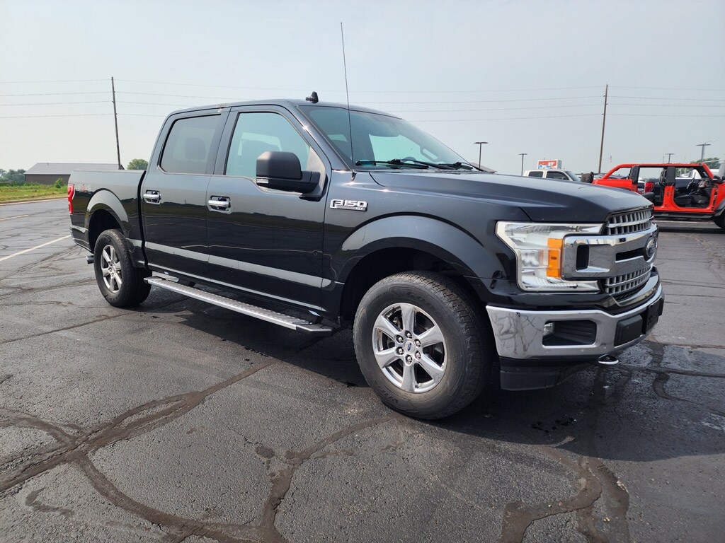 Used 2018 Ford F-150 XLT with VIN 1FTEW1EP4JFB43497 for sale in Watseka, IL