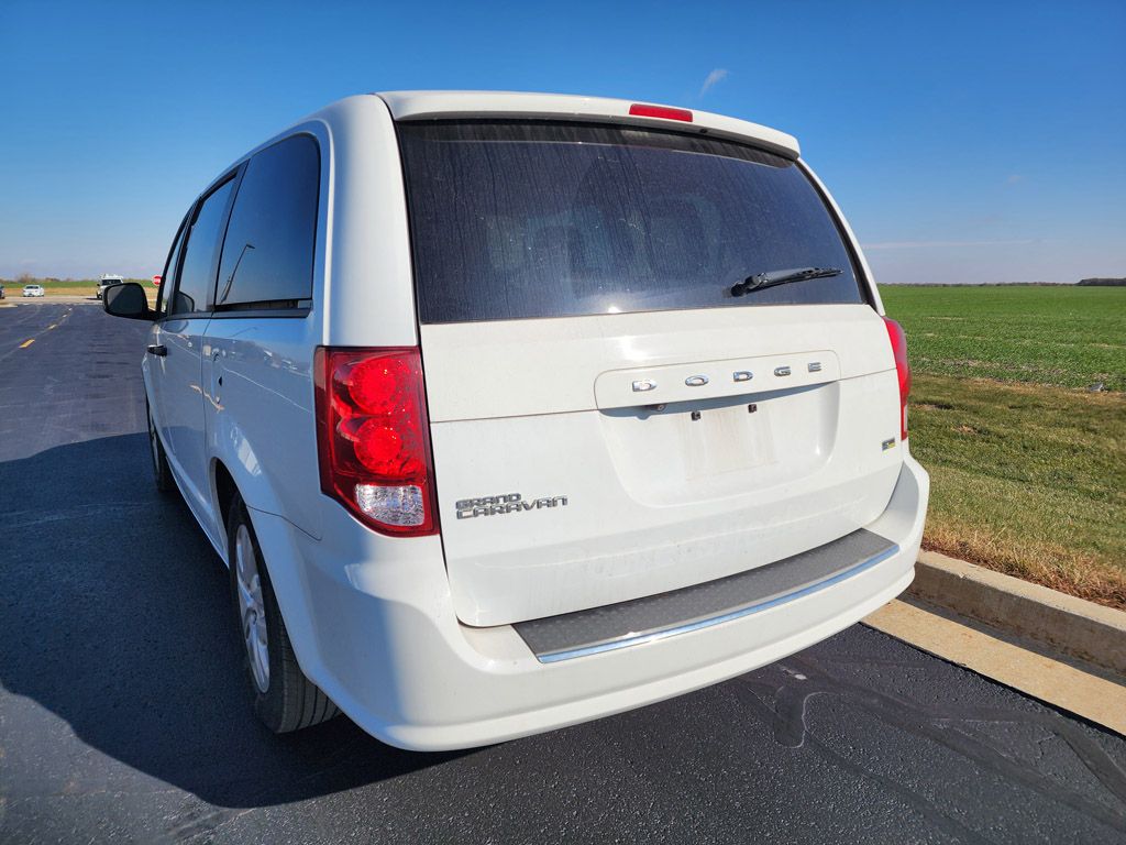 2019 Dodge Grand Caravan SE photo 3