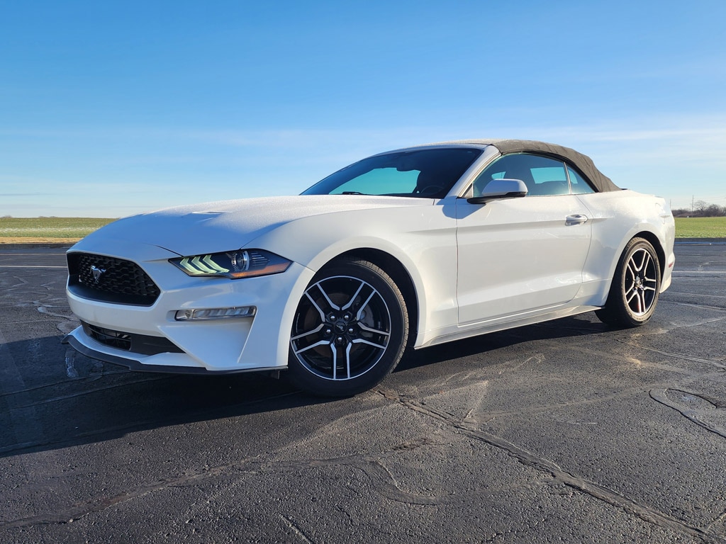 2019 Ford Mustang EcoBoost Premium's photo
