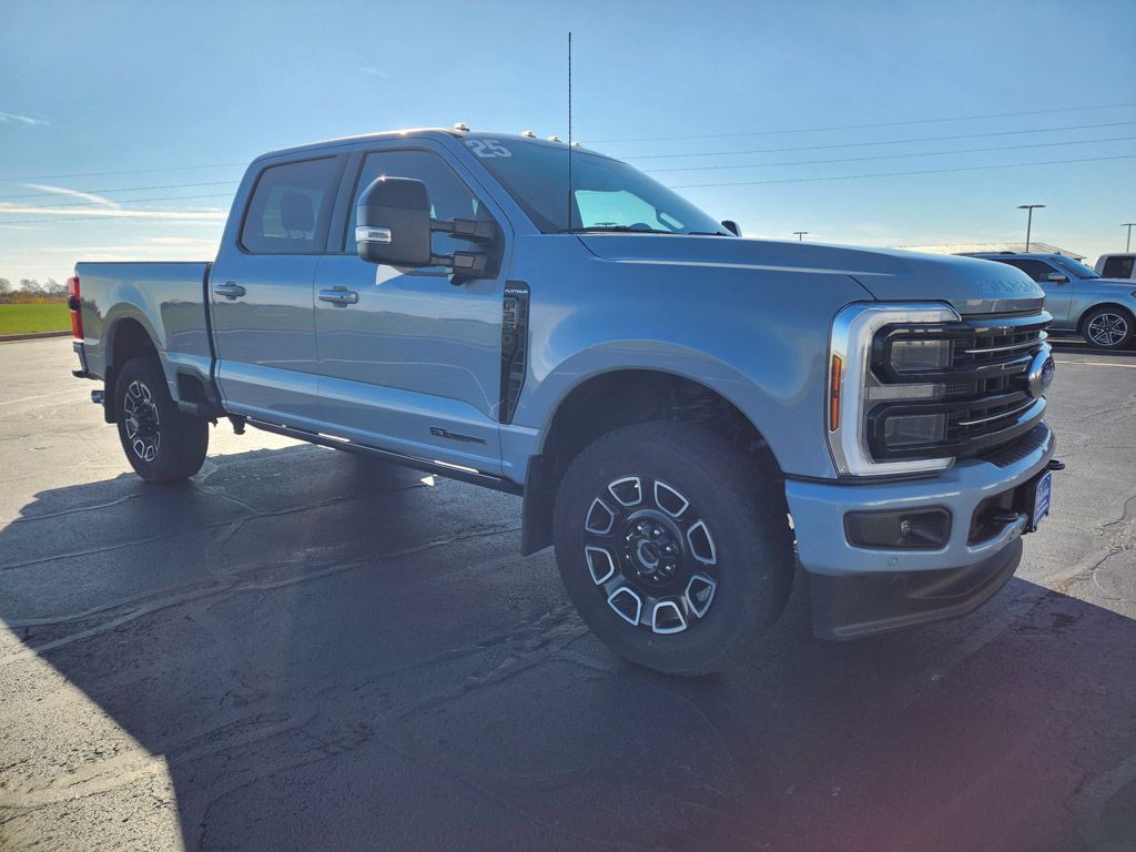 2025 Ford F-250 Platinum photo 2