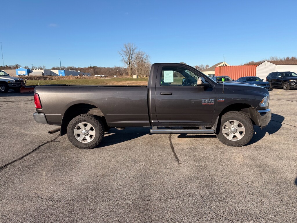 2016 Ram 2500 Tradesman photo 4