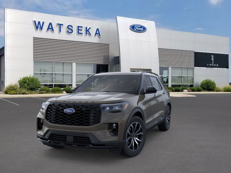2026 Ford Explorer ST-Line photo 2