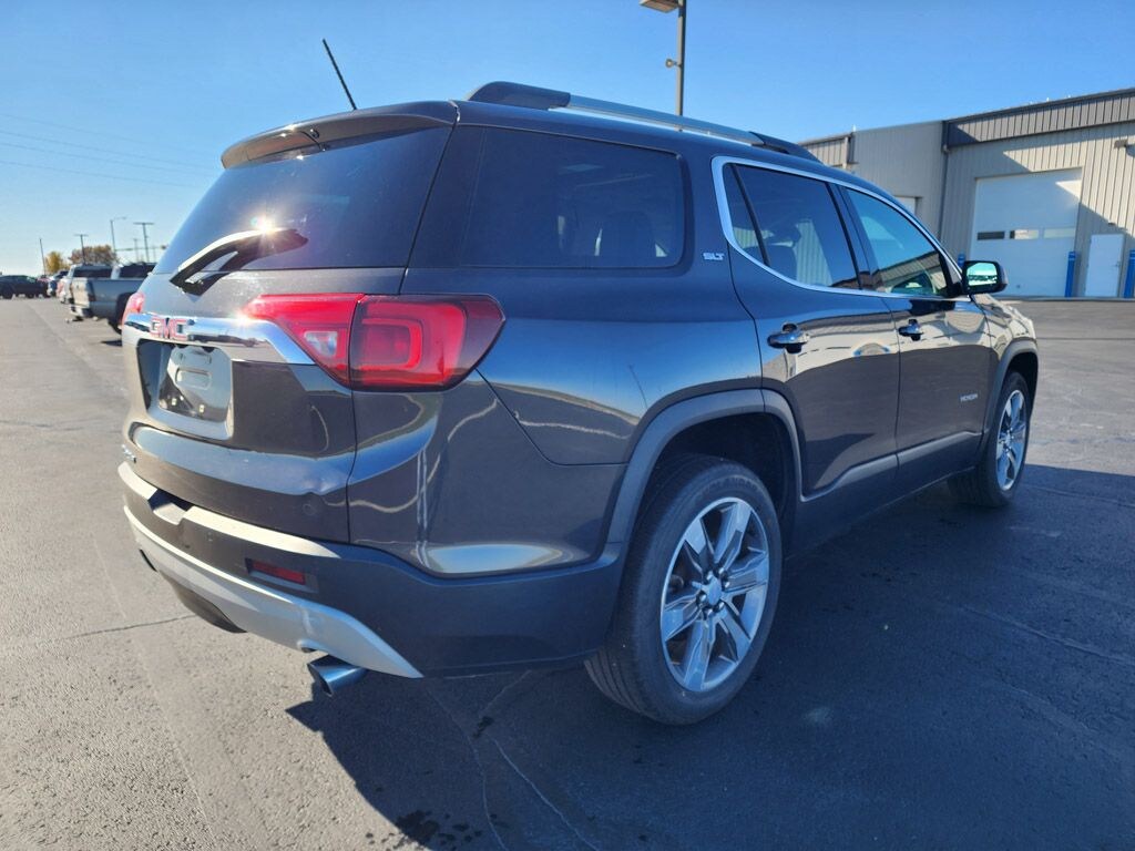 Used 2017 GMC Acadia SLT-2 SUV