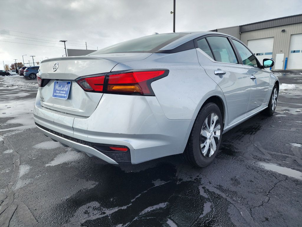 2020 Nissan Altima 2.5 S photo 4