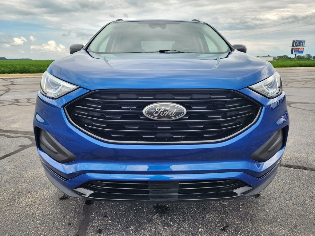 2024 Ford Edge SE photo 2