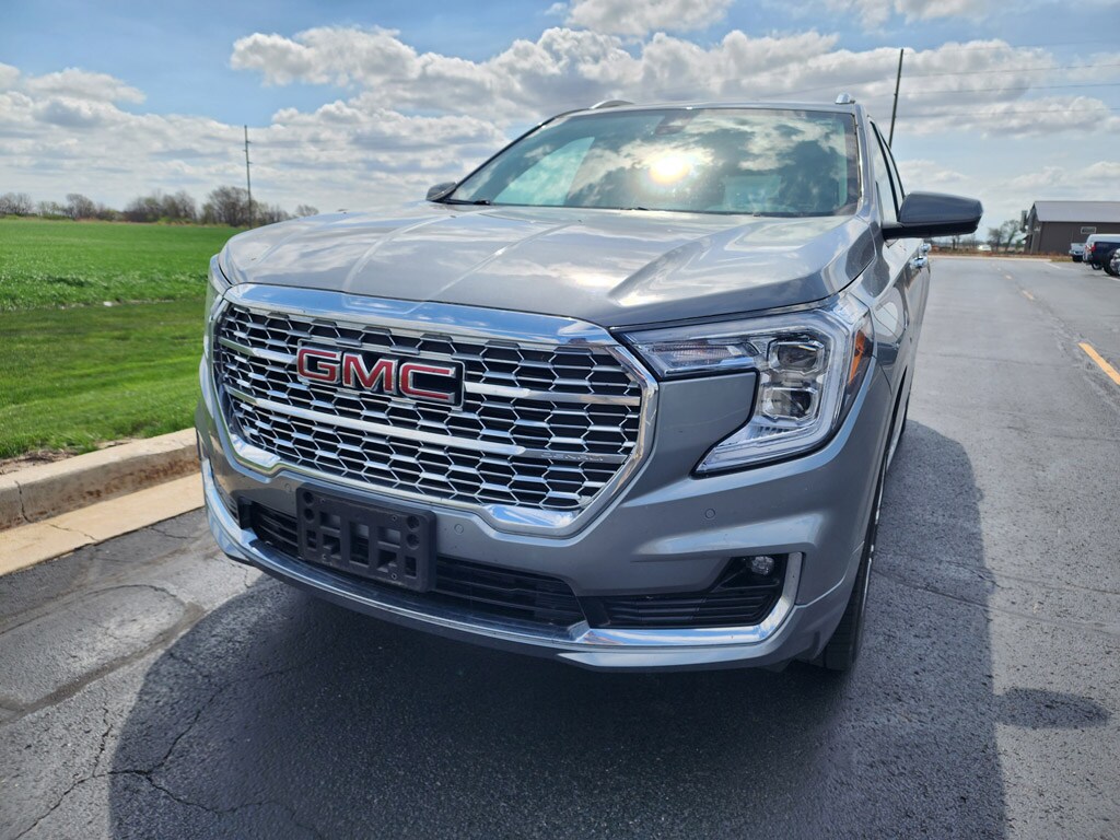 Used 2023 GMC Terrain Denali SUV