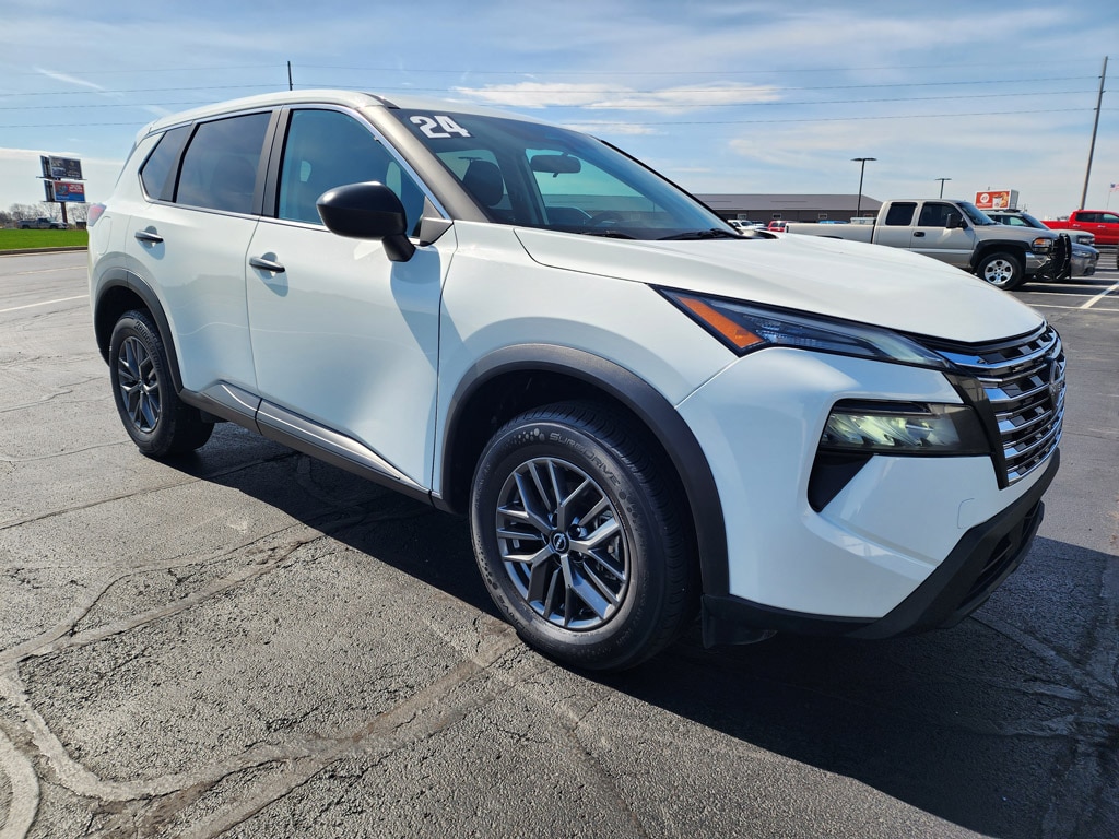 Used 2024 Nissan Rogue S SUV