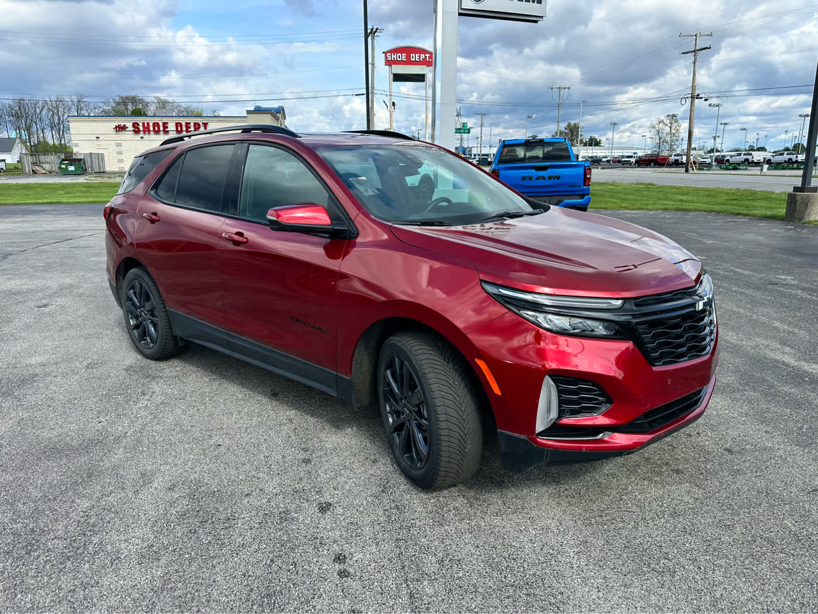 2024 Chevrolet Equinox RS photo 3