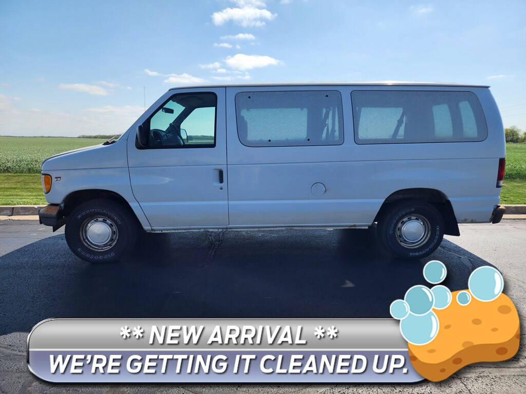 Used 2001 Ford Econoline 150 Van
