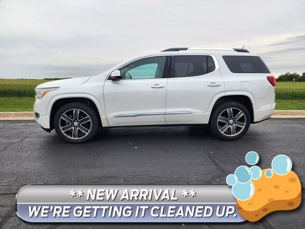2017 GMC Acadia Denali FWD's photo