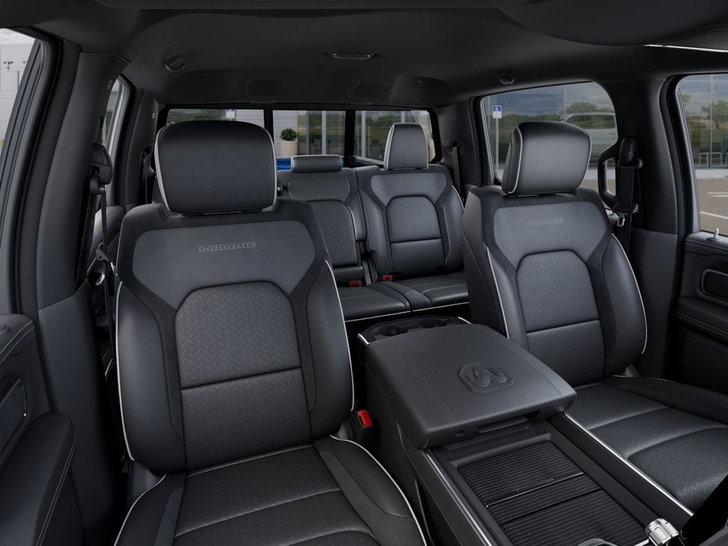 2025 RAM Ram 1500 Pickup Laramie - Photo 16