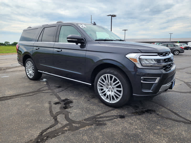 2024 Ford Expedition MAX Limited photo 3