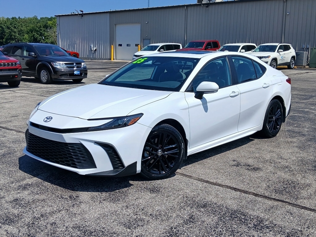 Used 2025 Toyota Camry Hybrid