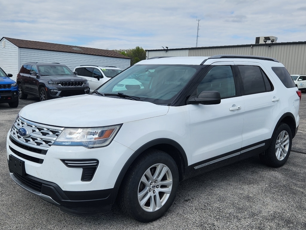 2019 Ford Explorer XLT 4WD's photo
