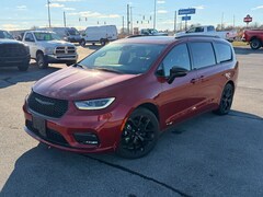 2025 Chrysler Pacifica Limited Wagon