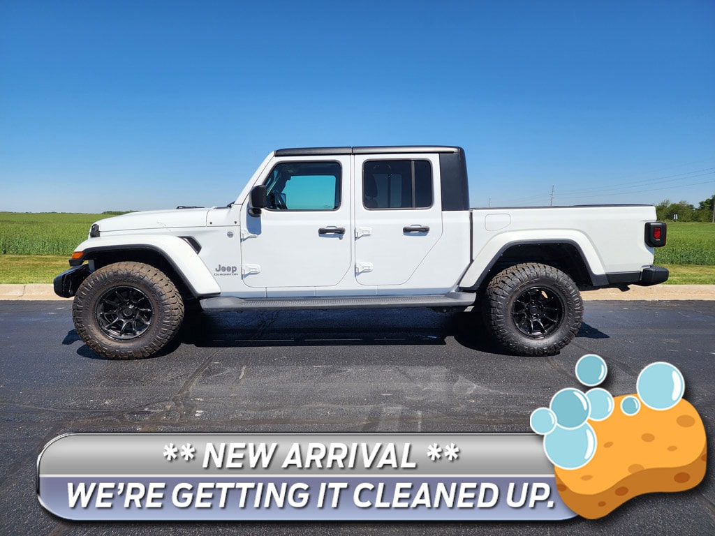 2021 Jeep Gladiator Overland's photo